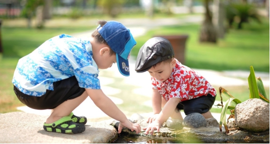 生活中有哪些“感覺統合訓練設備”適合幼兒的觸覺感官游戲？